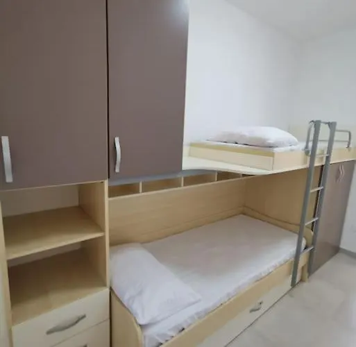 Mare / Piscina / Mare *