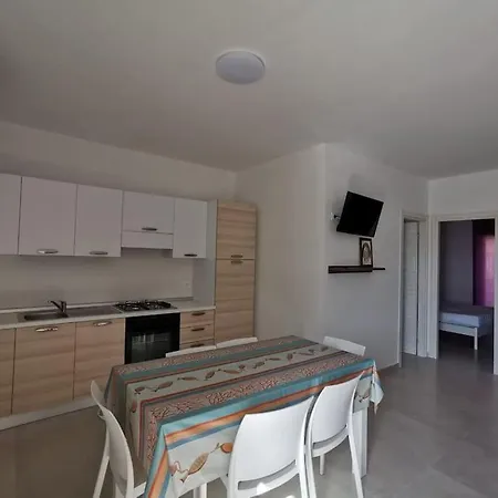 Apartment Mare / Piscina / Mare *