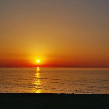 Mare / Piscina / Mare *